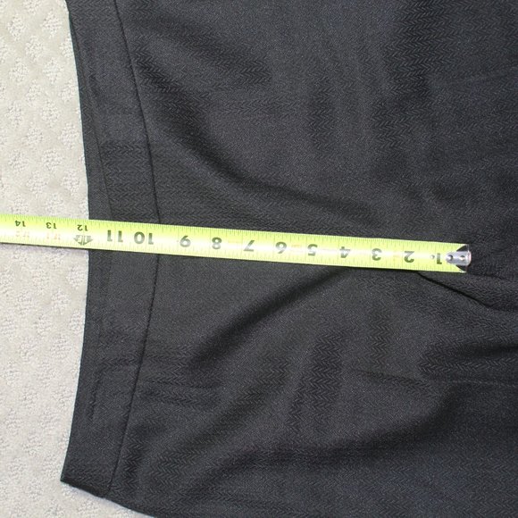 SALE! Le Suit Women's 8 Black Tone on Tone Pants - Picture 4 of 5